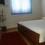Angela 3*