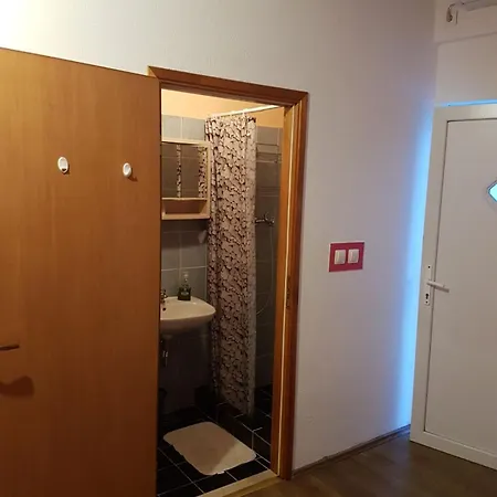 Angela בית הארחה