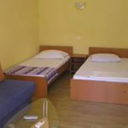 Gostinjska kuća Angela 3*