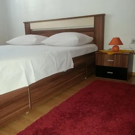 Gostinjska kuća Angela 3*