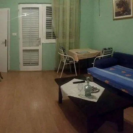 Angela Casa de hóspedes 3*