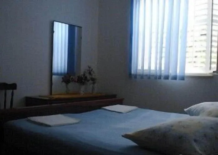 Guest house Angela 3*