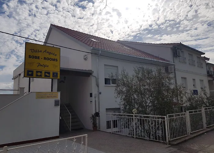 Guest house Angela 3*